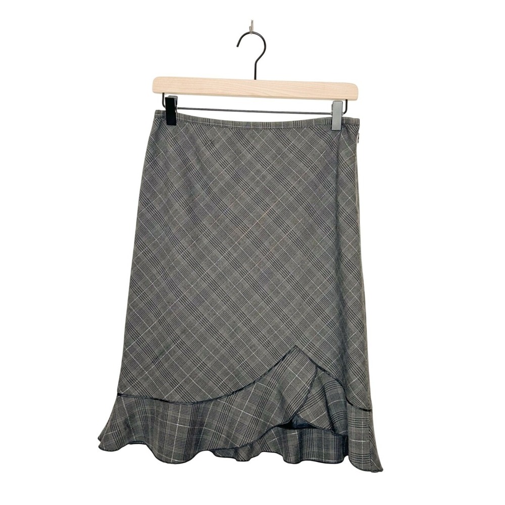 White House Black‎ Market WHBM Neutral Grey Plaid Ruffle Hem Pencil Skirt 2